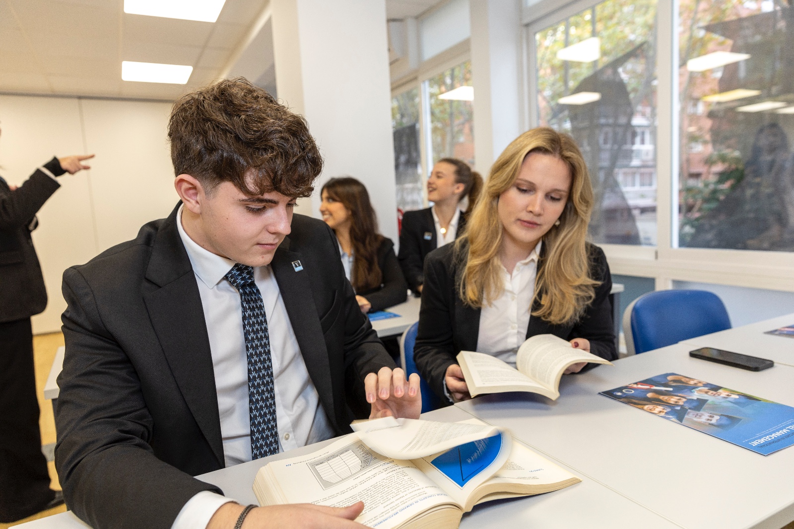 vatel 1 Image 2025-01-20 at 15.16.34 (3)